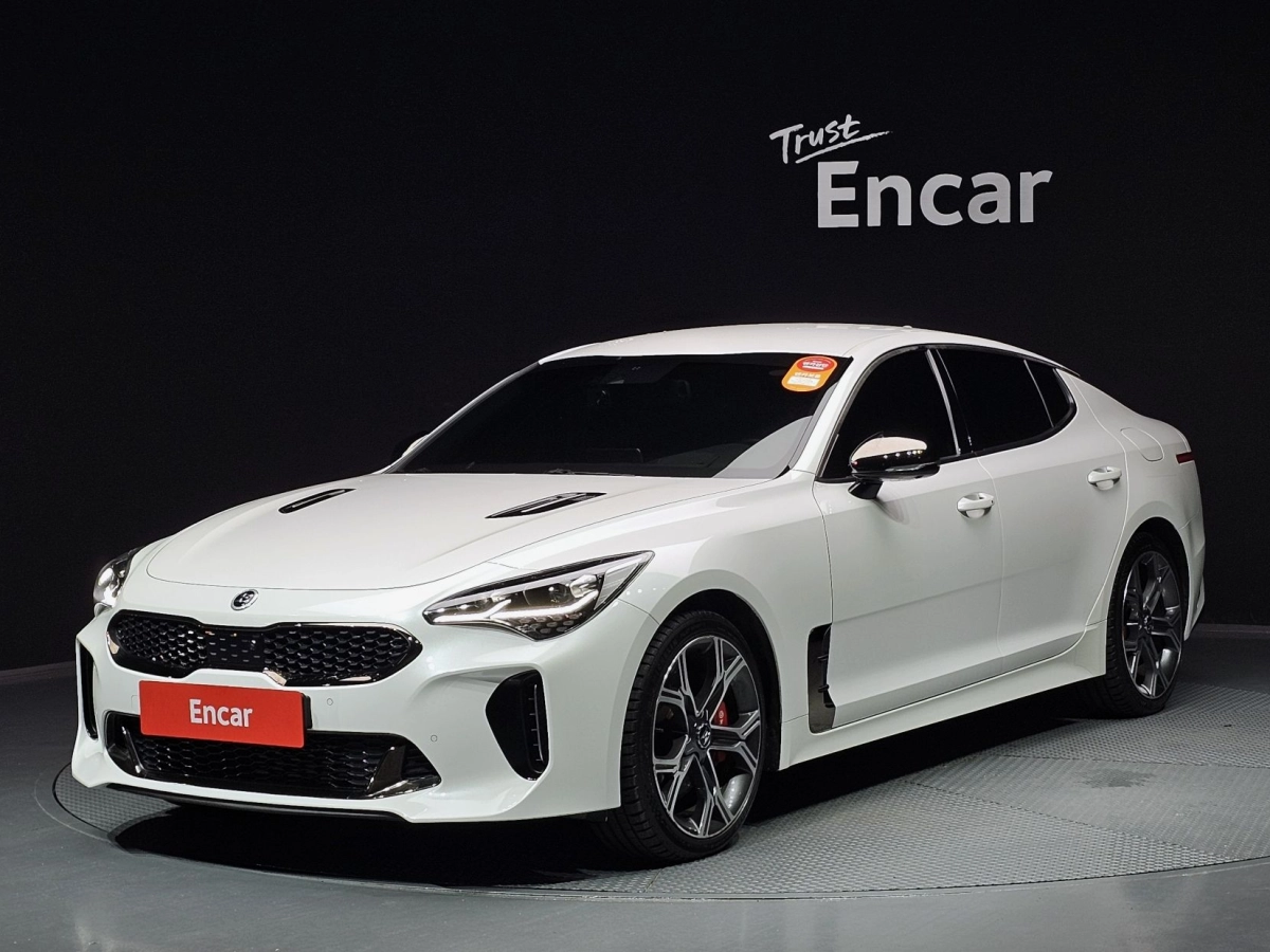 KIA STINGER  2020