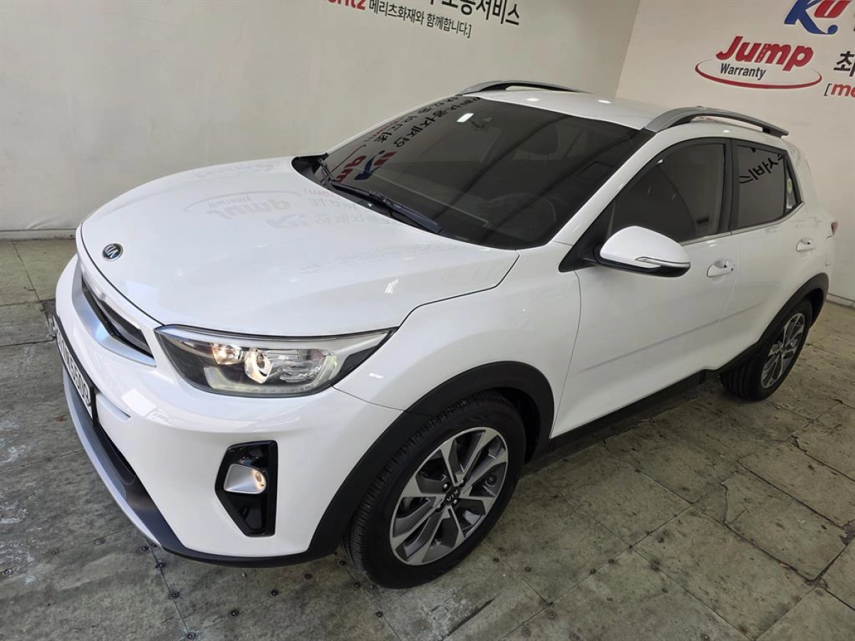 KIA STONIC