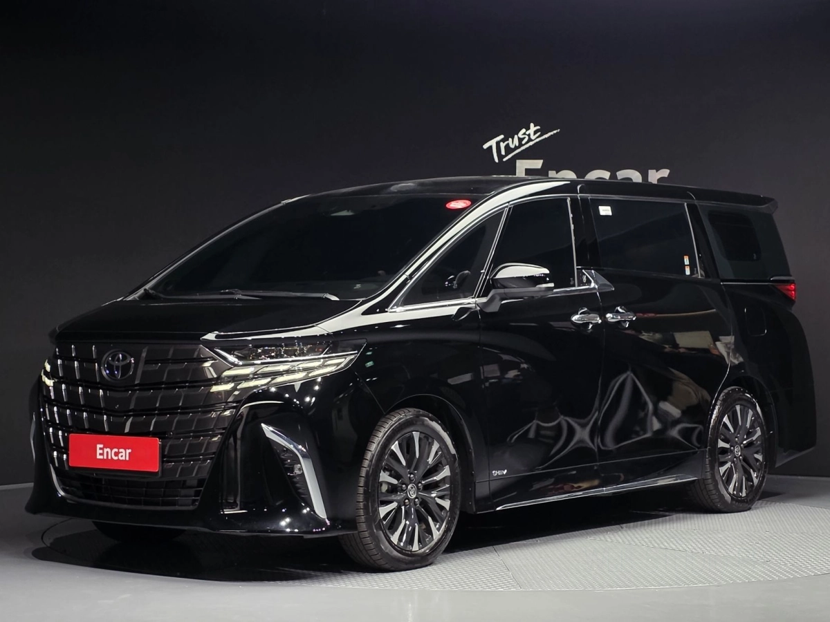 TOYOTA ALPHARD  2025