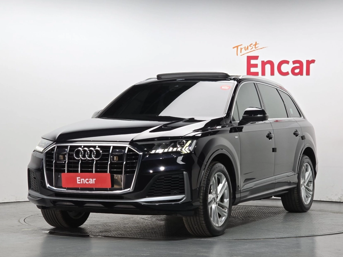 AUDI Q7 4M  2021