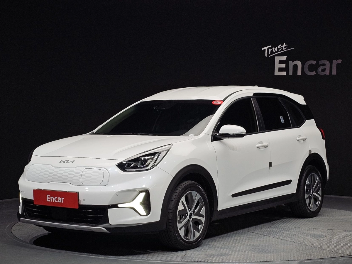 KIA NIRO PLUS