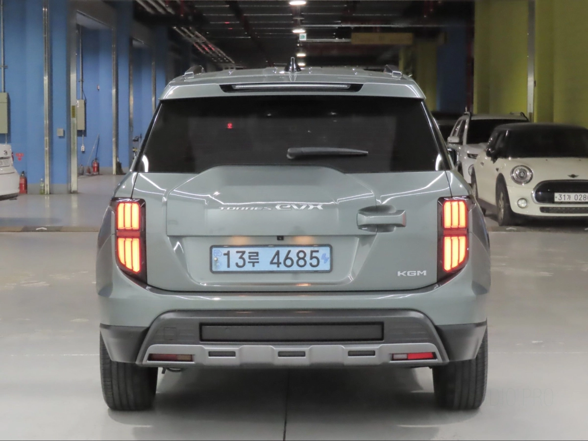 SSANGYONG TORRES EVX