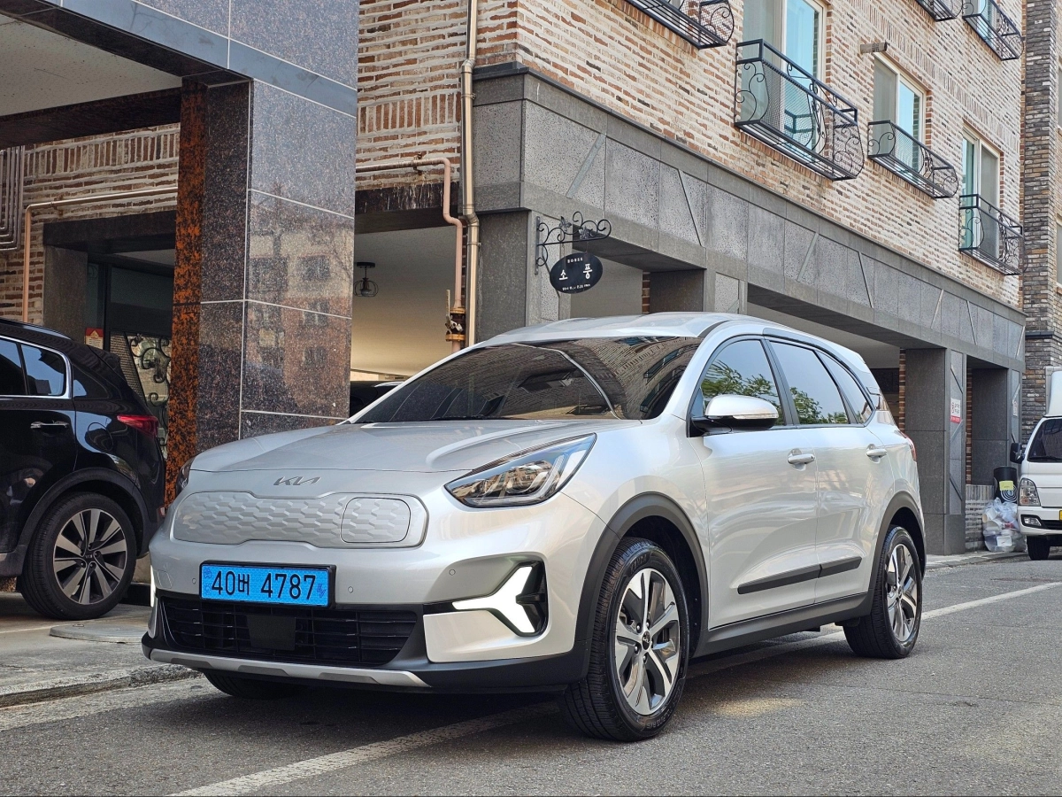 KIA NIRO PLUS