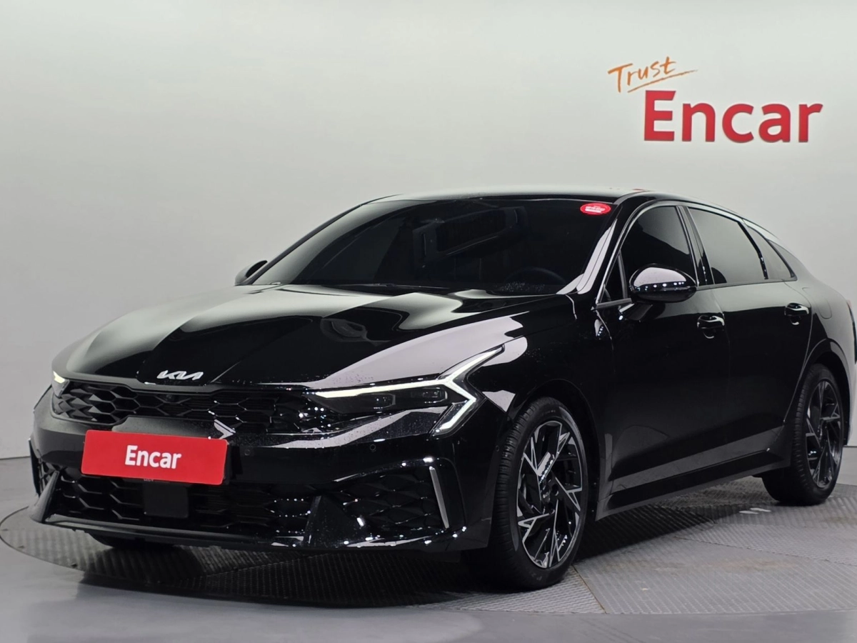 KIA K5 2025