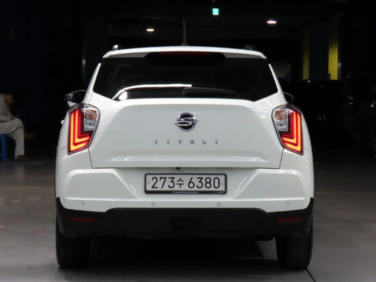 SSANGYONG TIVOLI VERY NEW