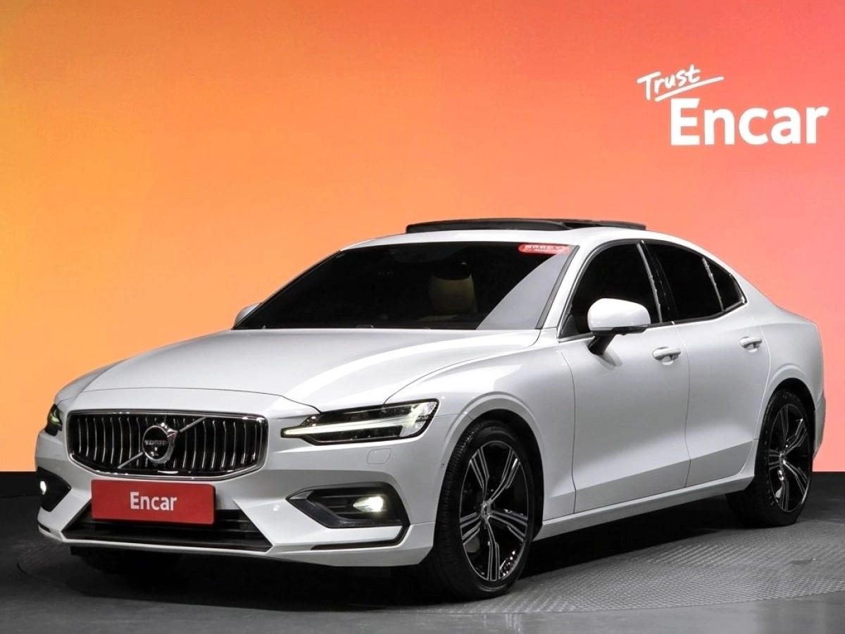 VOLVO S60 2021