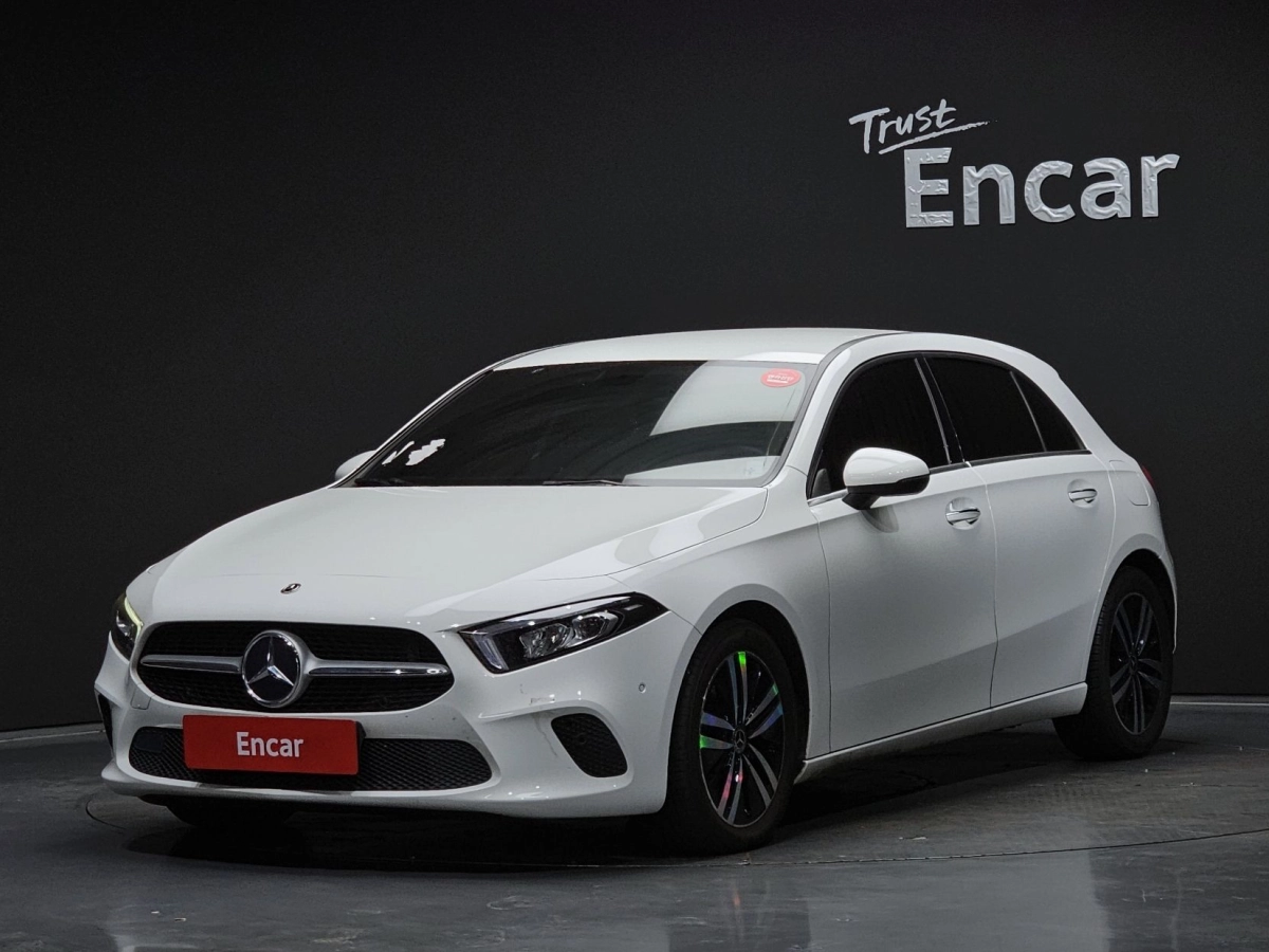 MERCEDES BENZ A-CLASS W177  2020