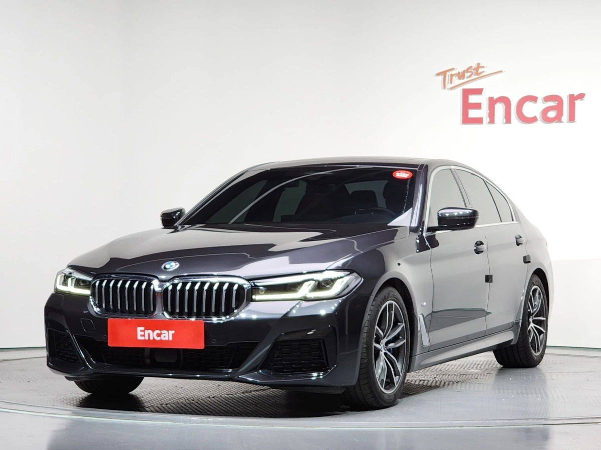 BMW 5-SERIES G30 2022