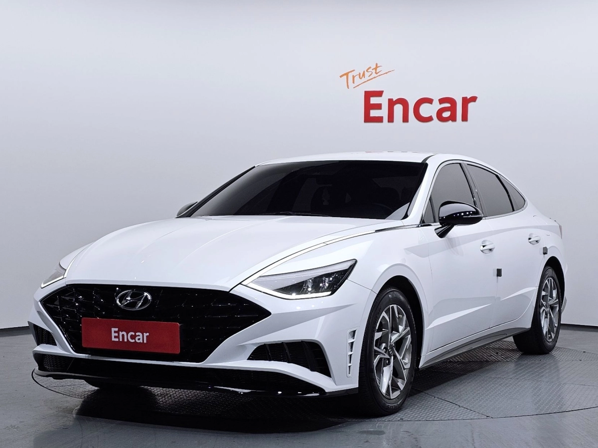 HYUNDAI SONATA DN8  2021