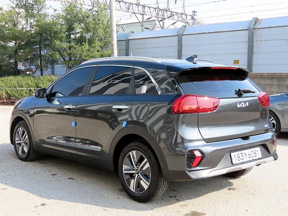 KIA NIRO