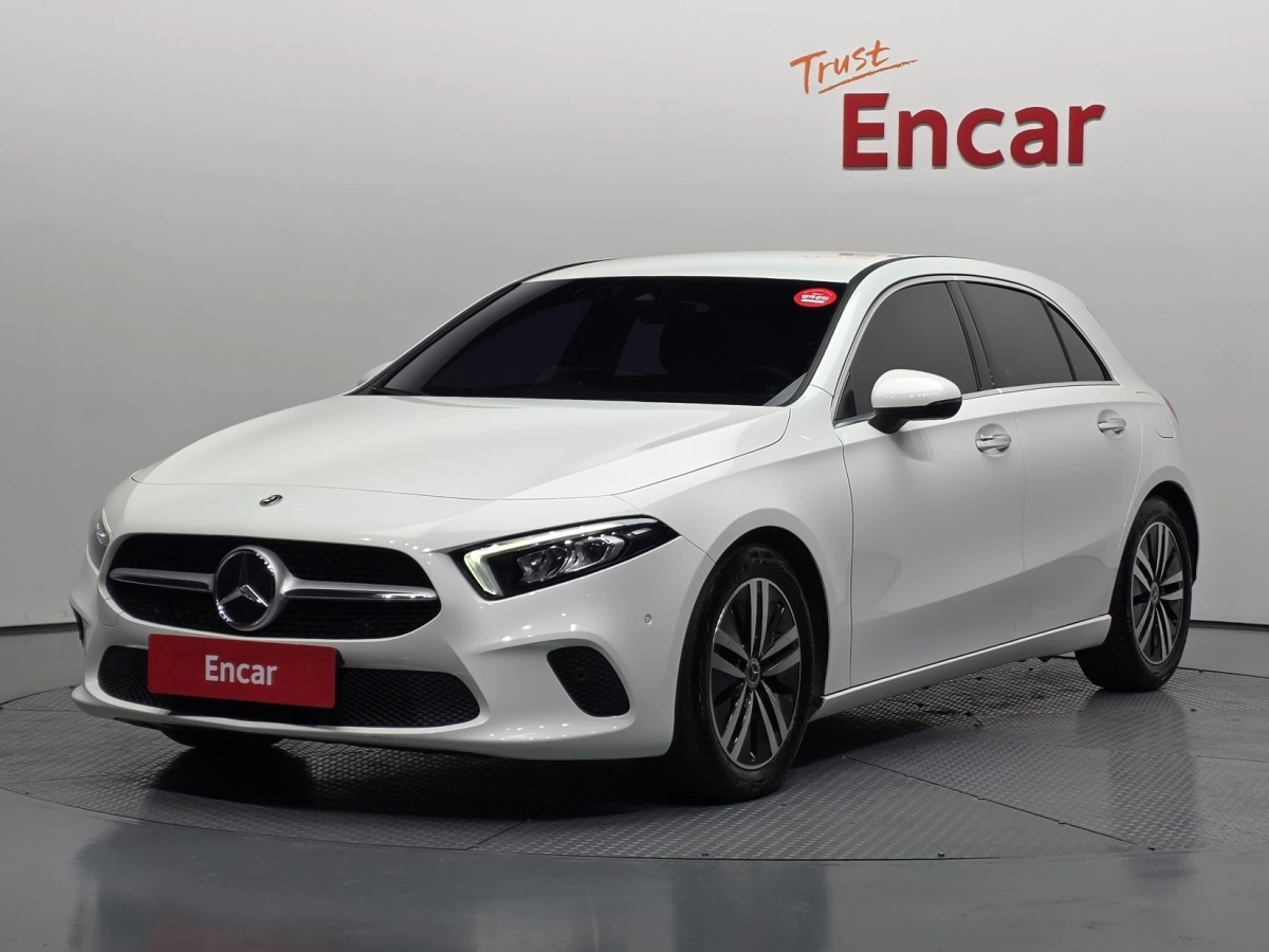 MERCEDES BENZ A-CLASS W177  2022