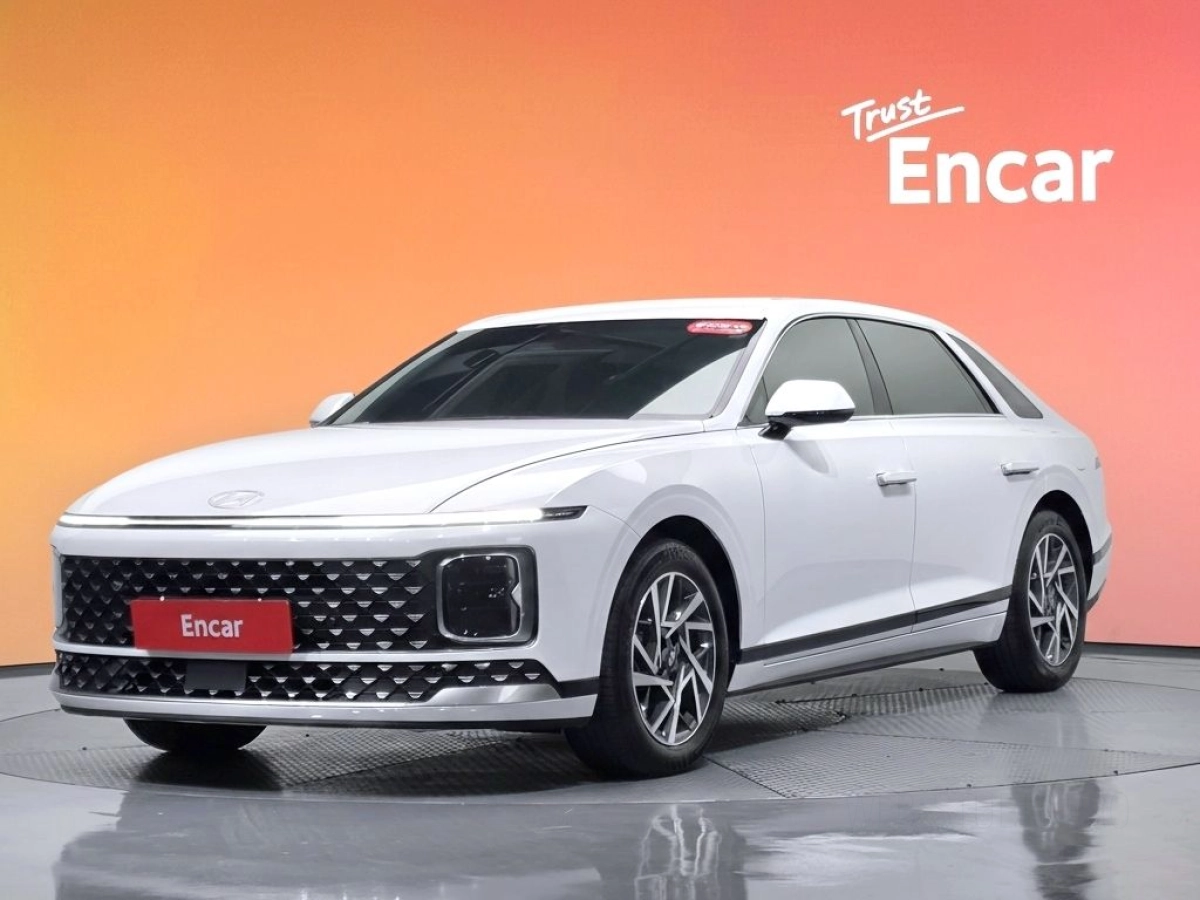 HYUNDAI GRANDEUR HYBRID GN7  2024