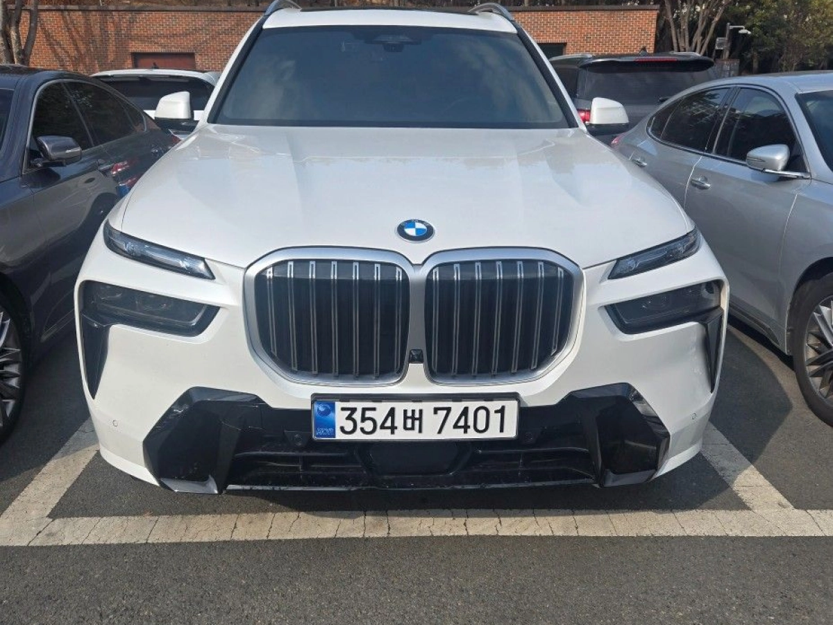 BMW X7 G07