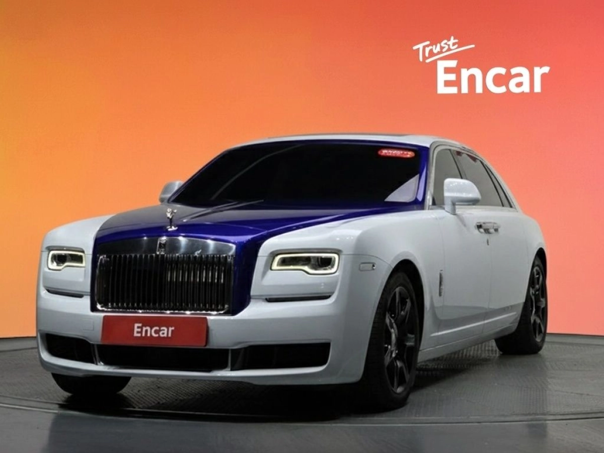 ROLLS ROYCE GHOST  2019