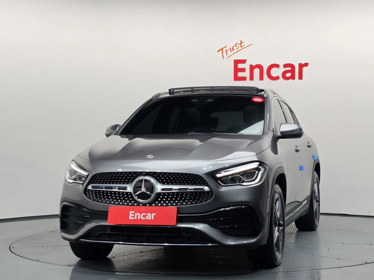 MERCEDES BENZ GLA-CLASS H247