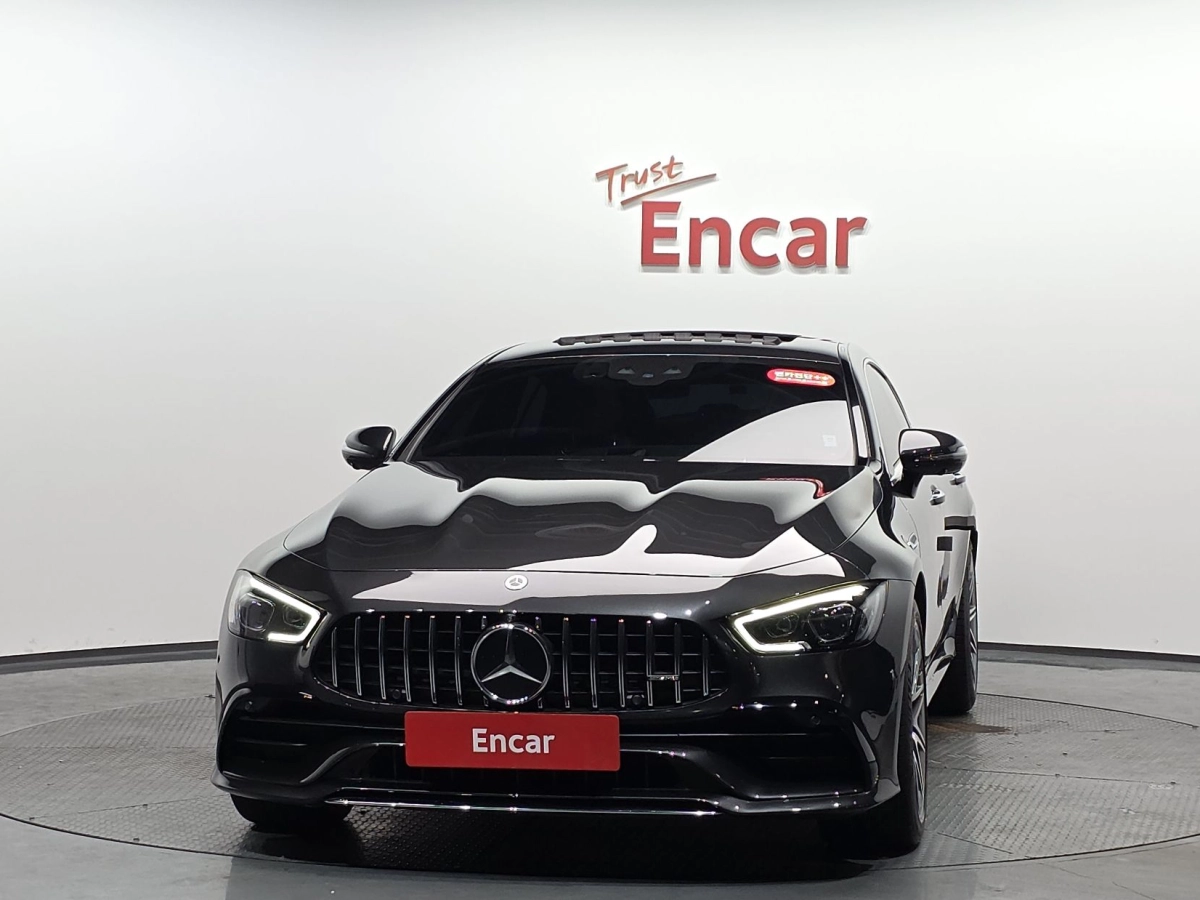 MERCEDES BENZ AMG GT