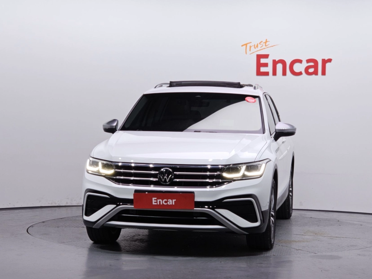 VOLKSWAGEN TIGUAN ALLSPACE