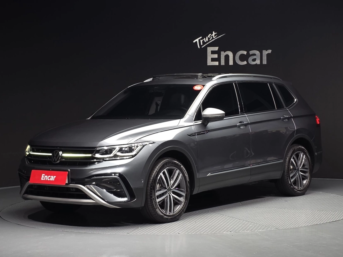 VOLKSWAGEN TIGUAN ALLSPACE