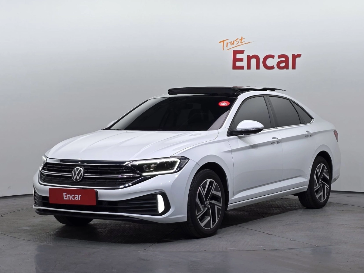 VOLKSWAGEN JETTA  2023