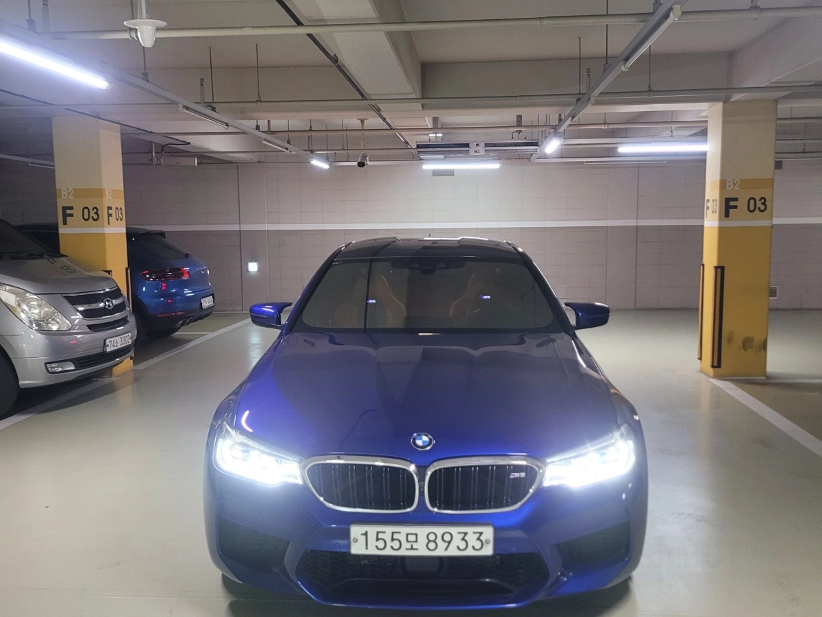 BMW M5 F90