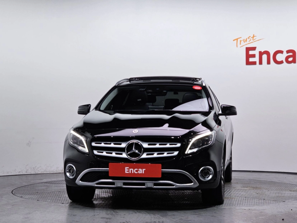 MERCEDES BENZ GLA-CLASS X156