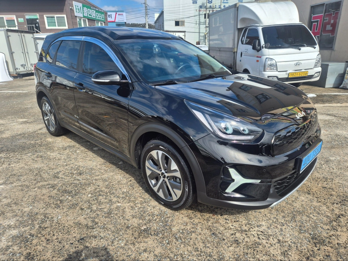 KIA NIRO PLUS