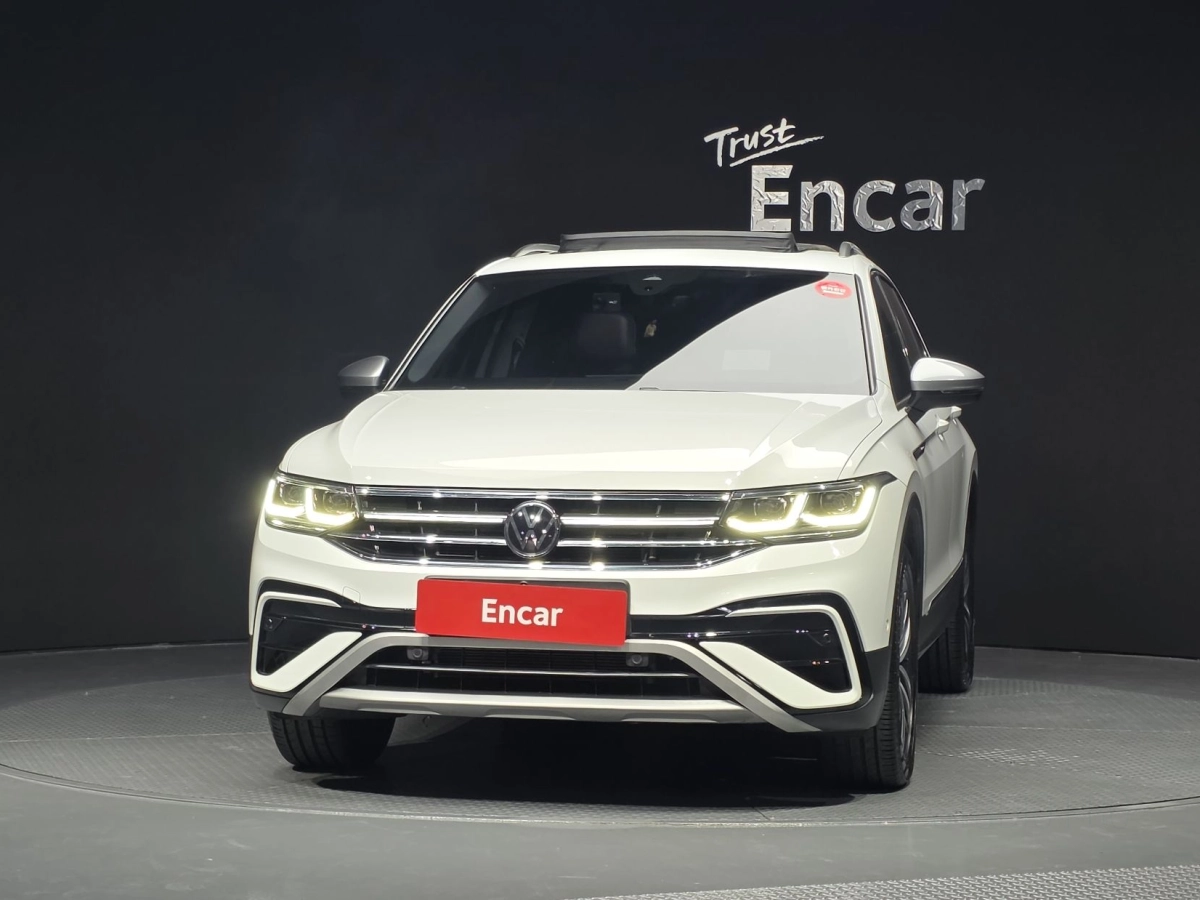 VOLKSWAGEN TIGUAN ALLSPACE