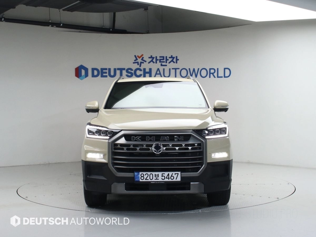 SSANGYONG REXTON SPORTS CAR