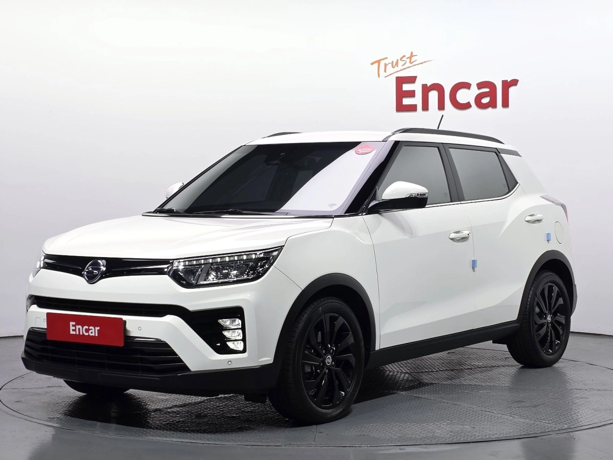 SSANGYONG TIVOLI VERY NEW  2023