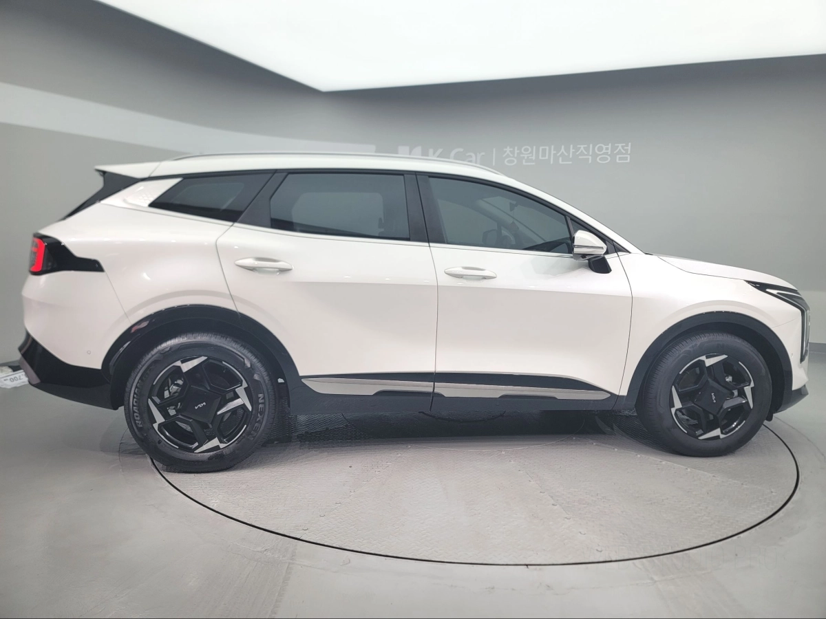 KIA SPORTAGE  2025
