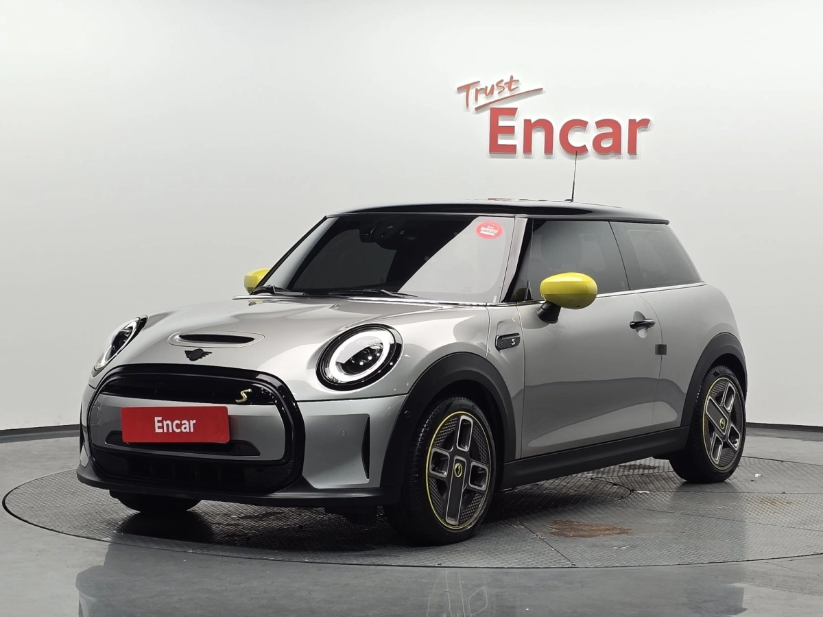 MINI COOPER ELECTRIC  2023