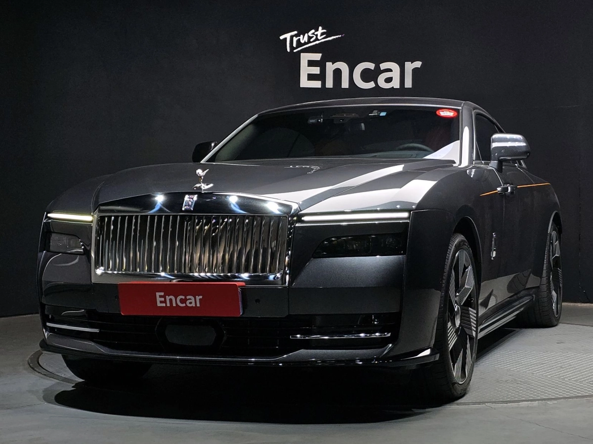 ROLLS ROYCE SPECTRE 2024