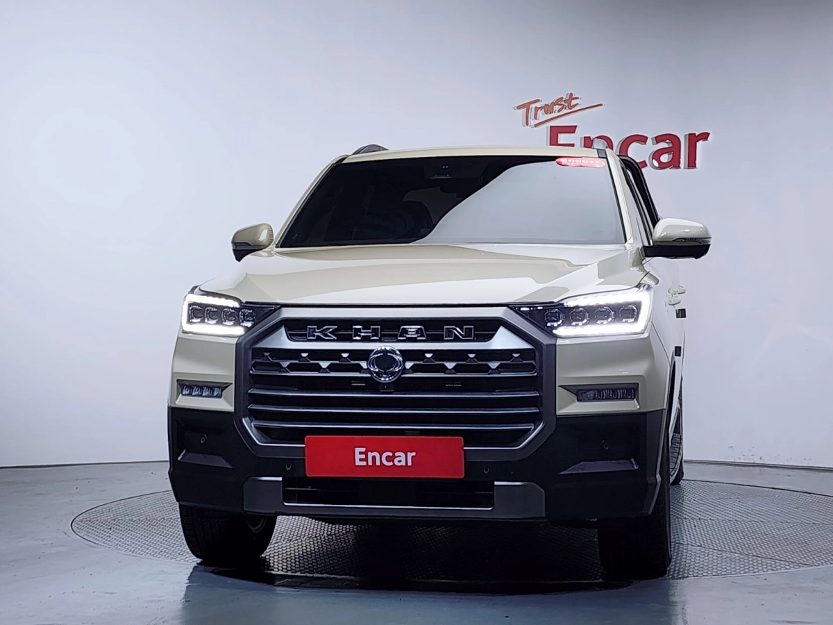 SSANGYONG REXTON SPORTS CAR