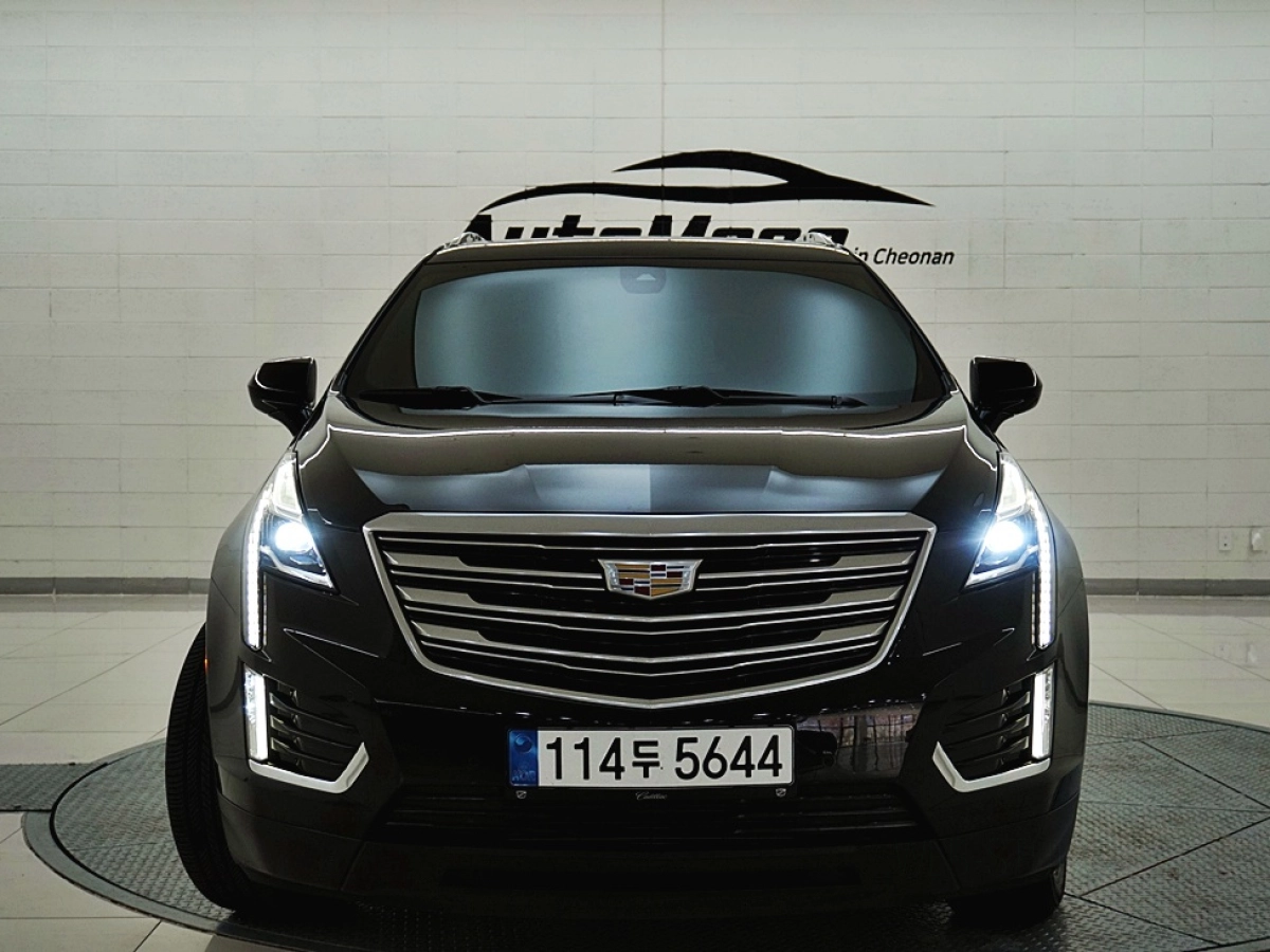 CADILLAC XT5  2019