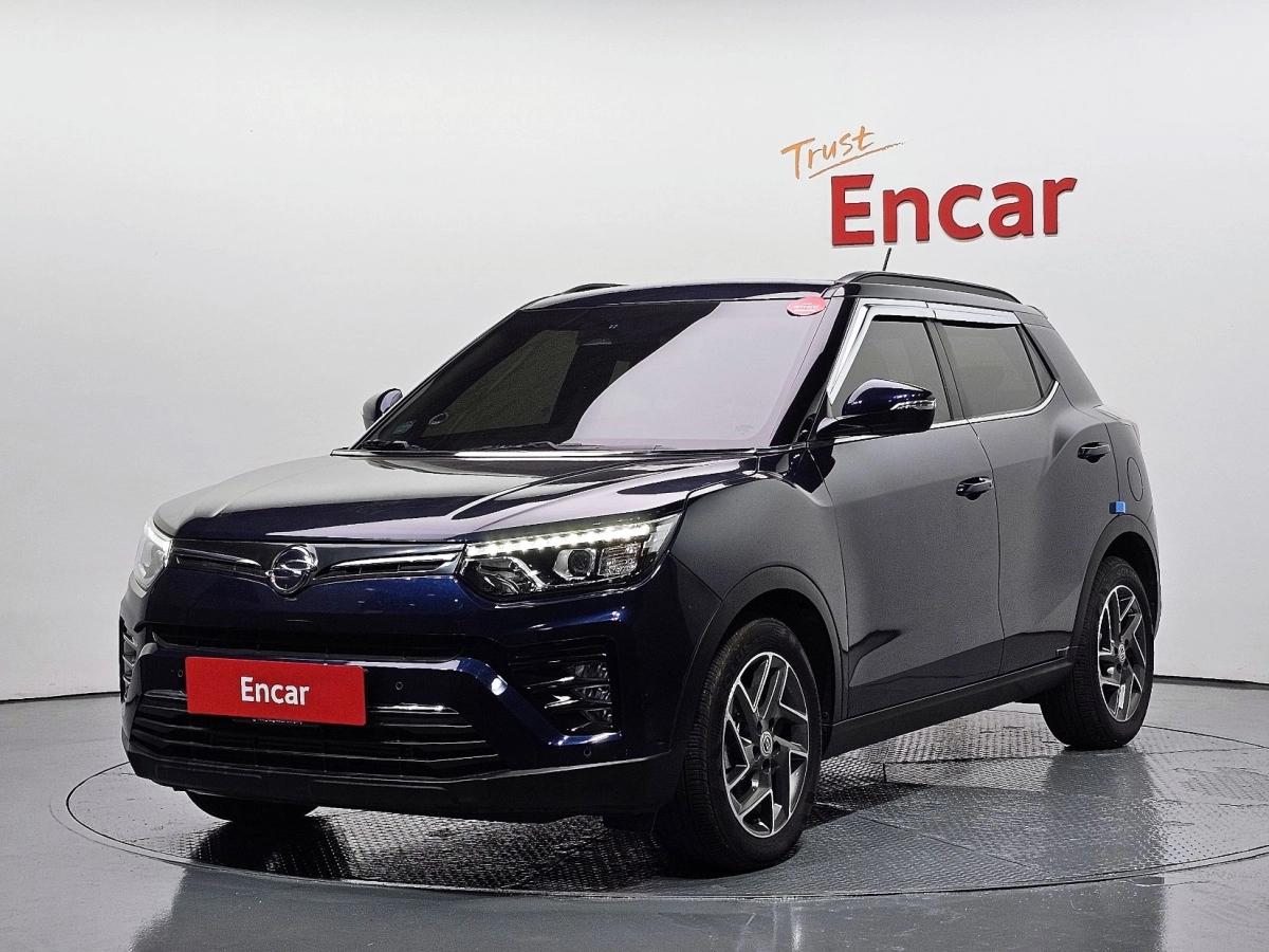 SSANGYONG TIVOLI VERY NEW  2023