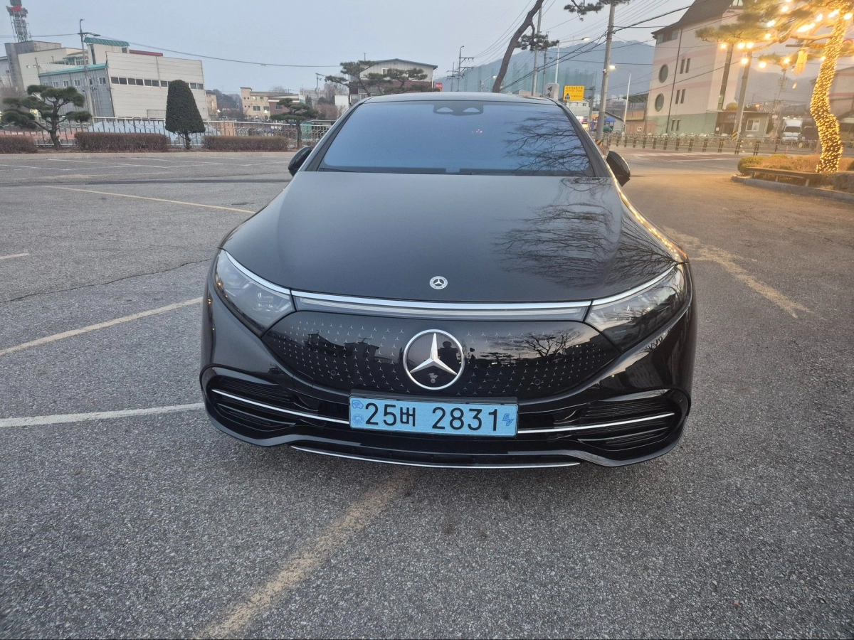 MERCEDES BENZ EQS V297  2023