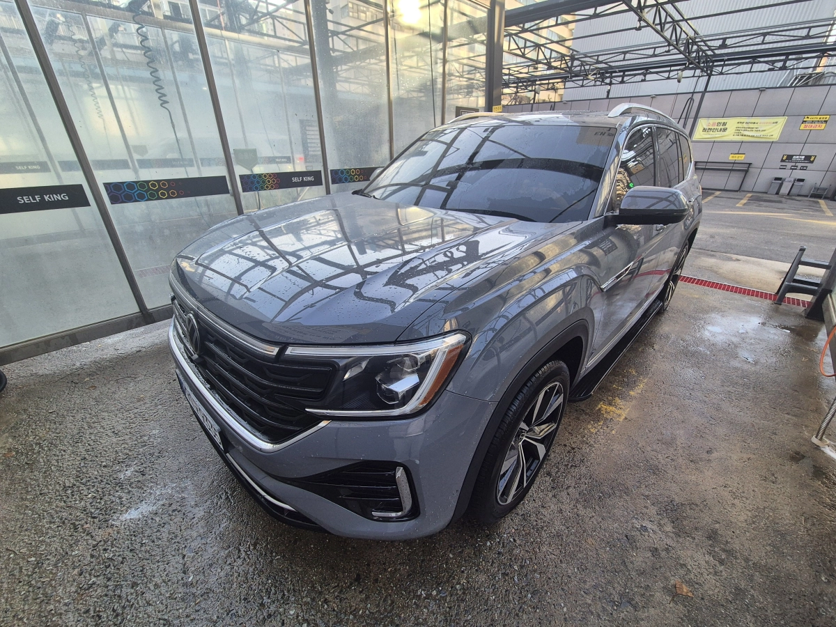 VOLKSWAGEN ATLAS 2025