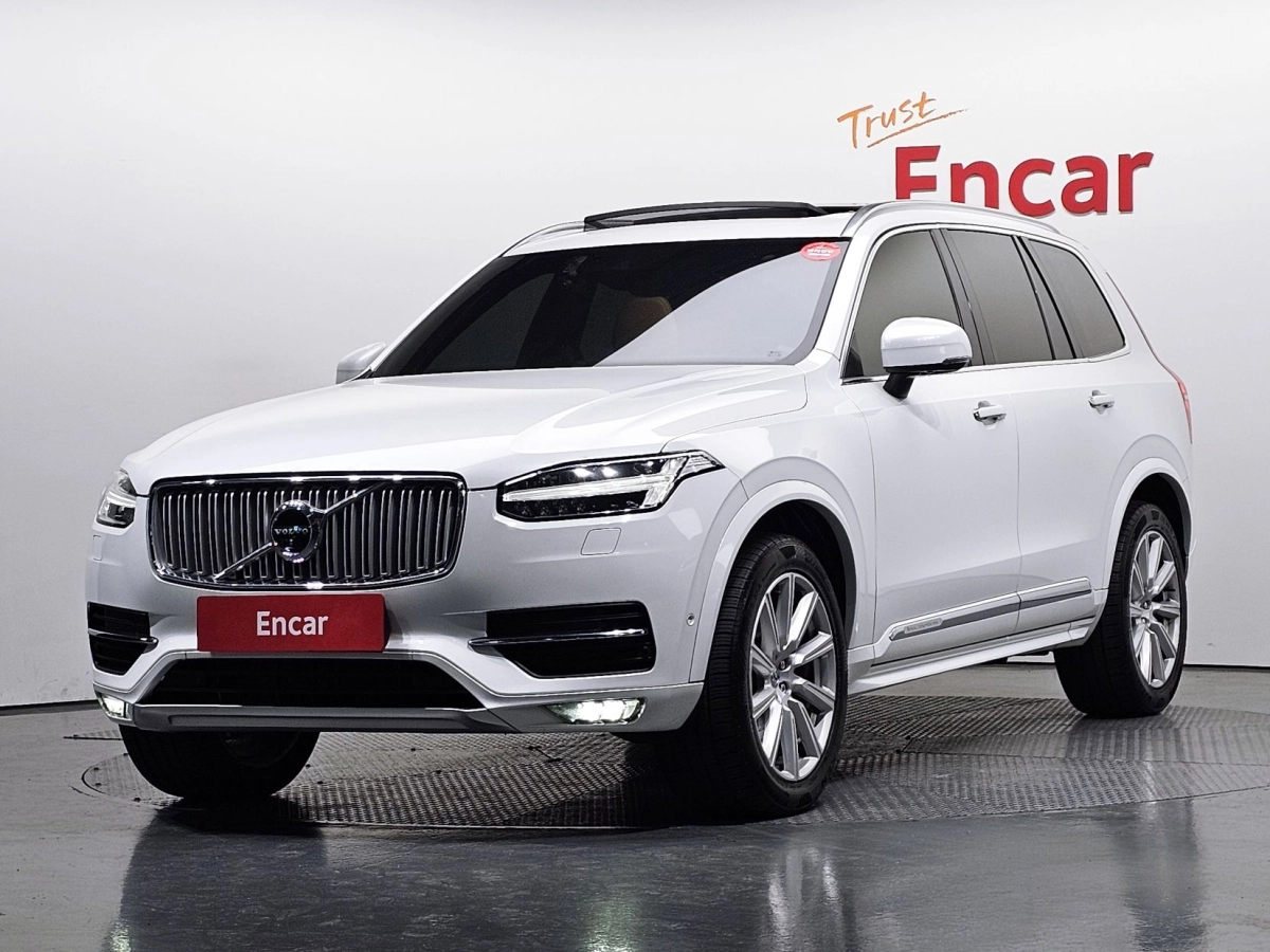 VOLVO XC90 2019