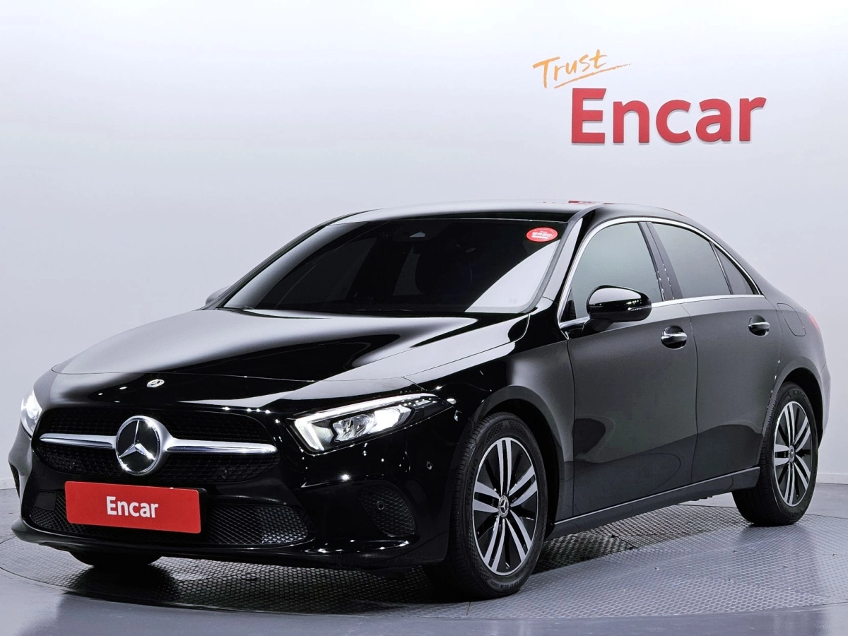 MERCEDES BENZ A-CLASS W177