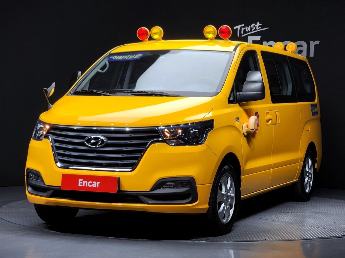 HYUNDAI STAREX GRAND