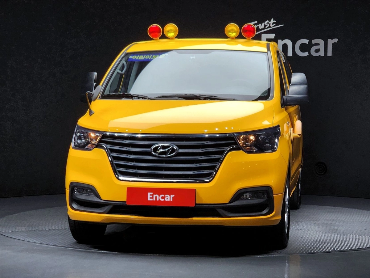 HYUNDAI STAREX GRAND