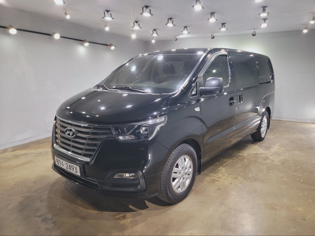 HYUNDAI STAREX GRAND  2021