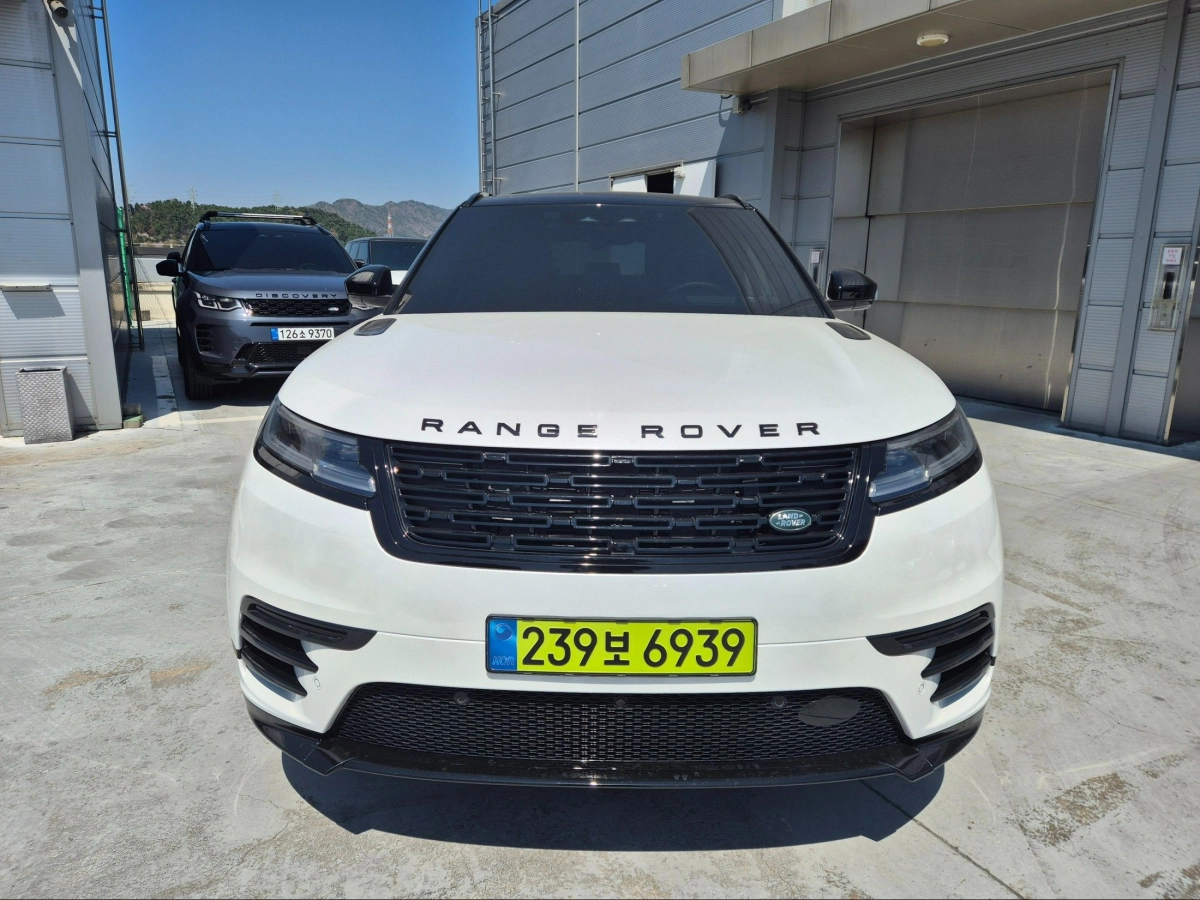 LAND ROVER RANGE ROVER VELAR 2025