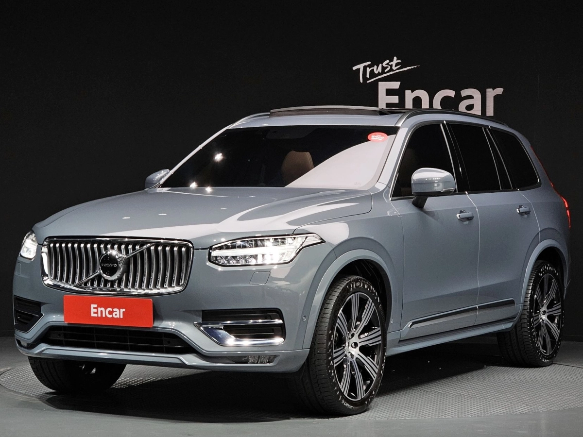 VOLVO XC90 2021