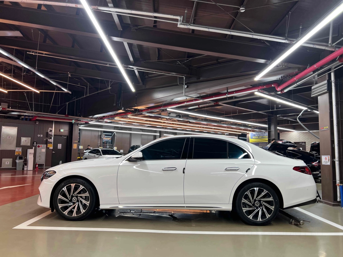 MERCEDES BENZ E-CLASS W214