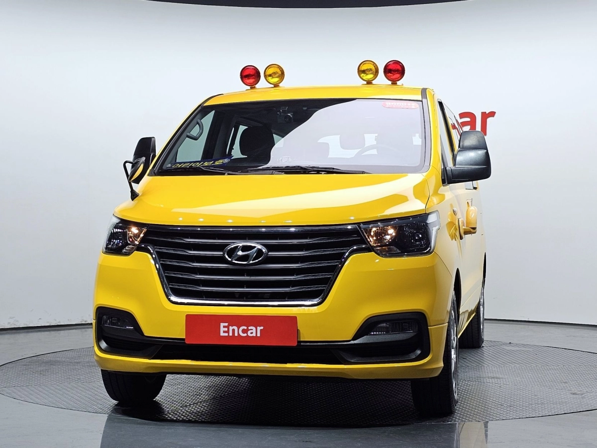 HYUNDAI STAREX GRAND