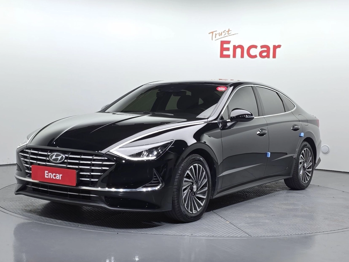 HYUNDAI SONATA HYBRID DN8