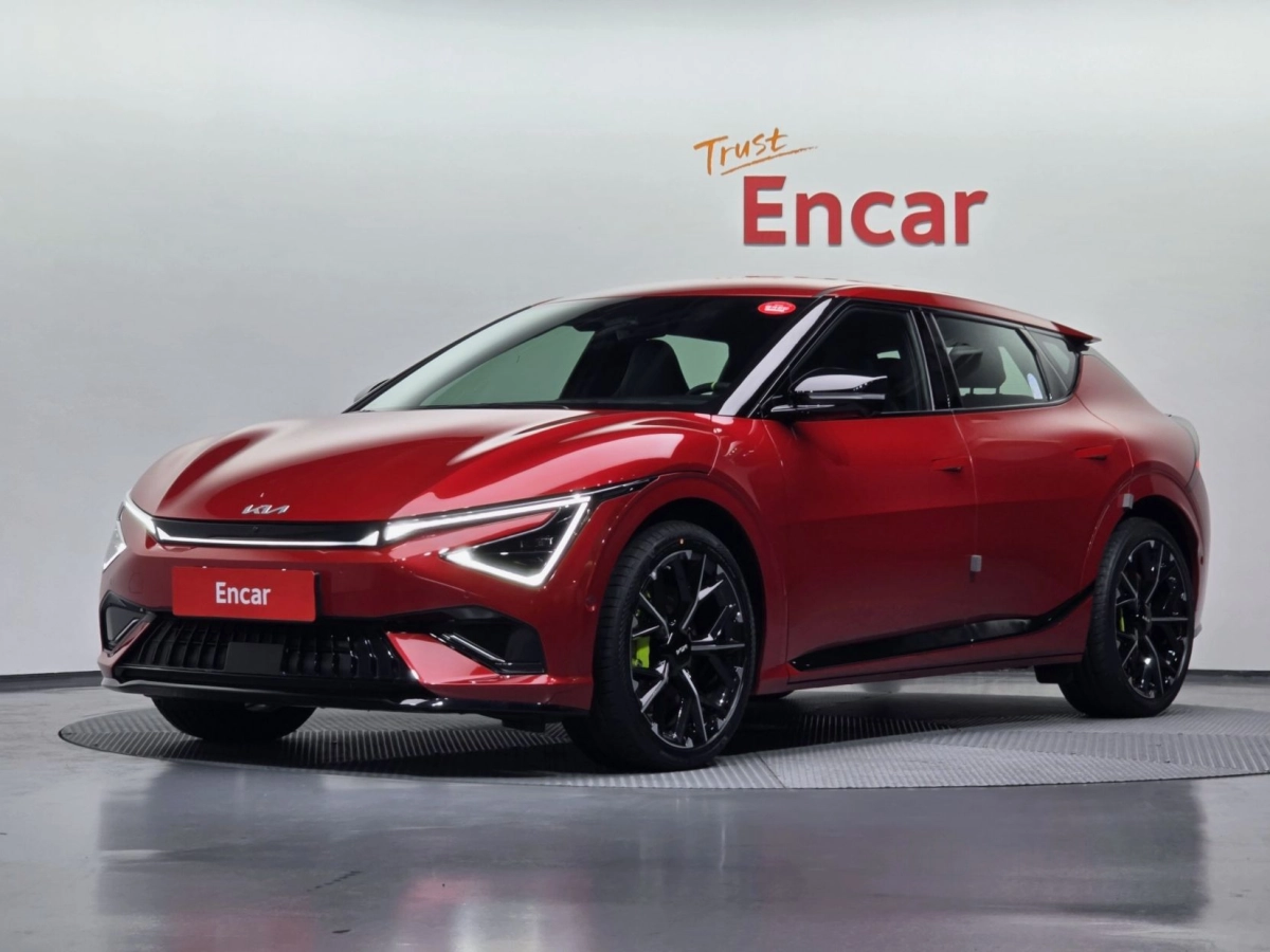 KIA EV6  2025