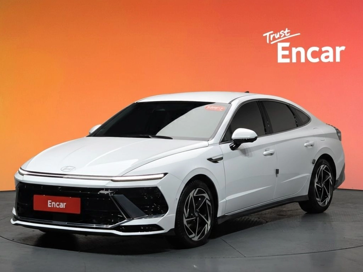 HYUNDAI SONATA DN8 HYBRID