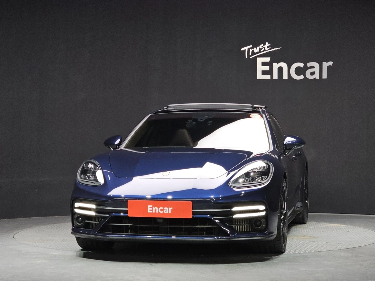 PORSCHE PANAMERA 971